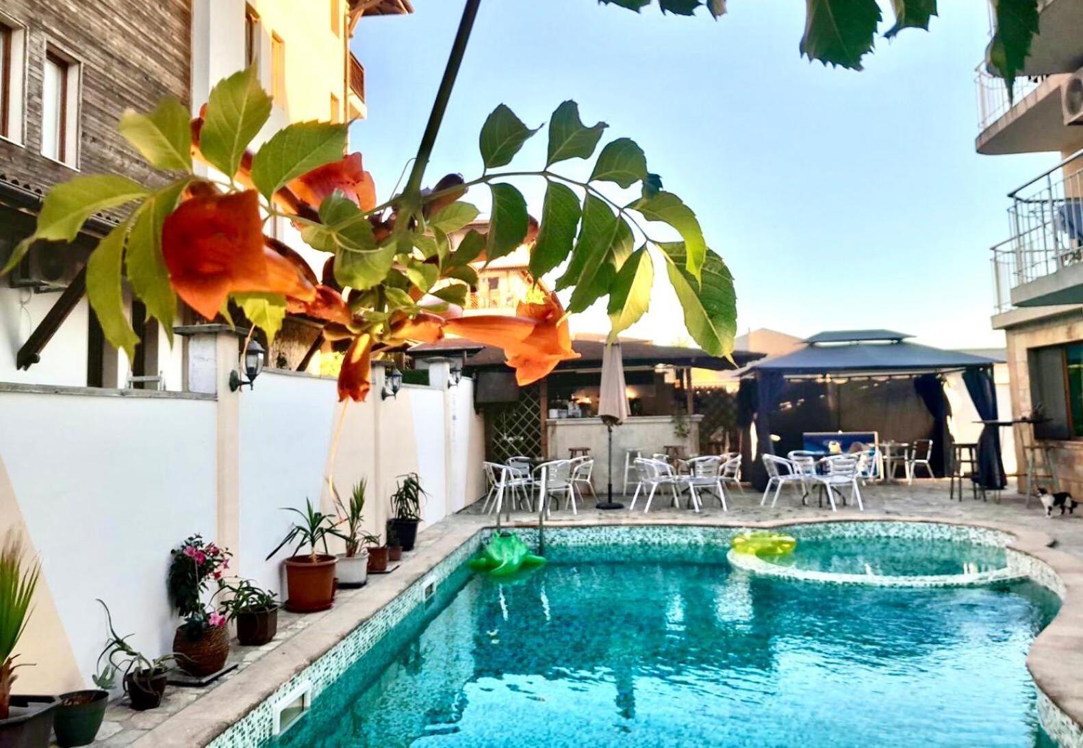 Family Hotel Primo Primorsko Dış mekan fotoğraf